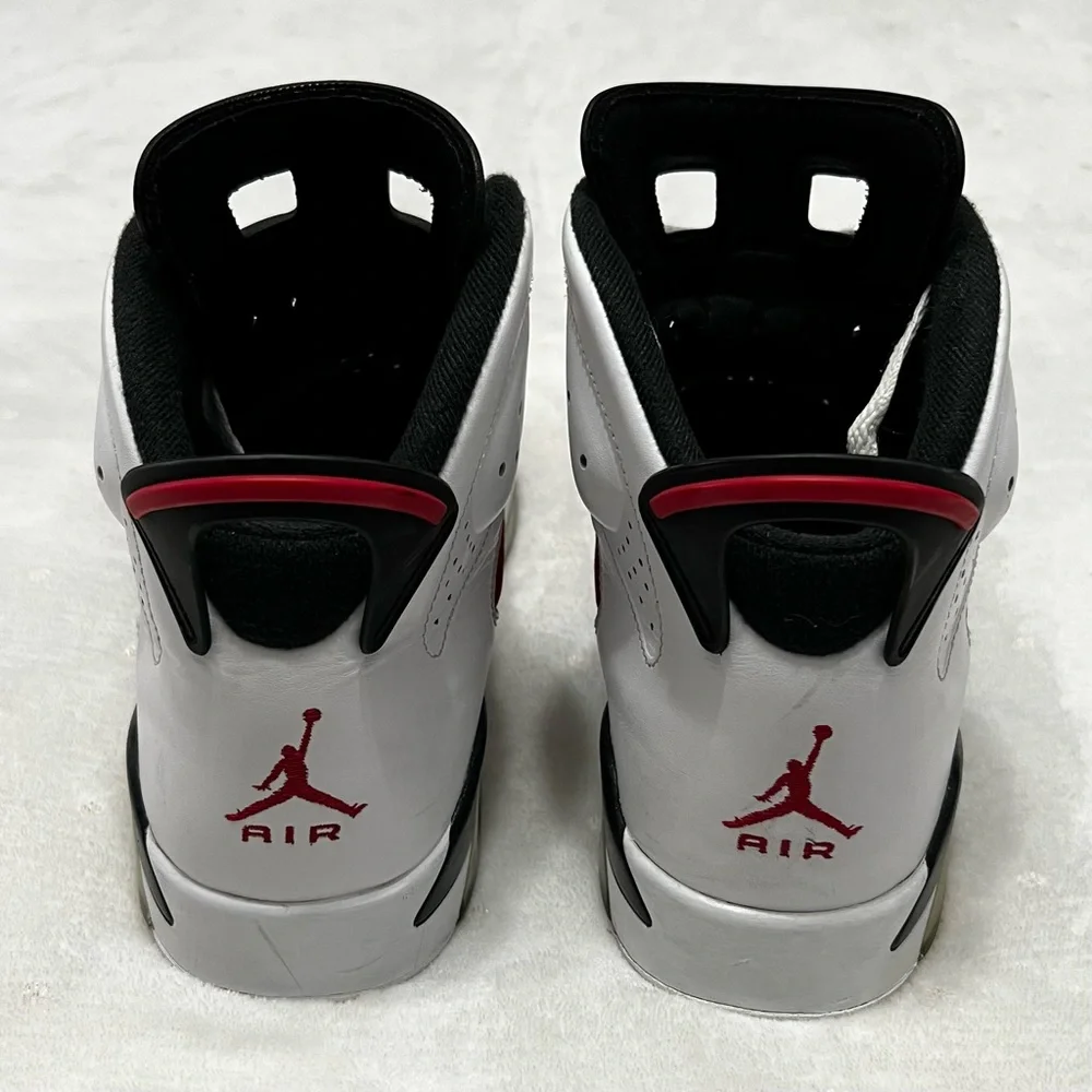 Jordan 6 Retro